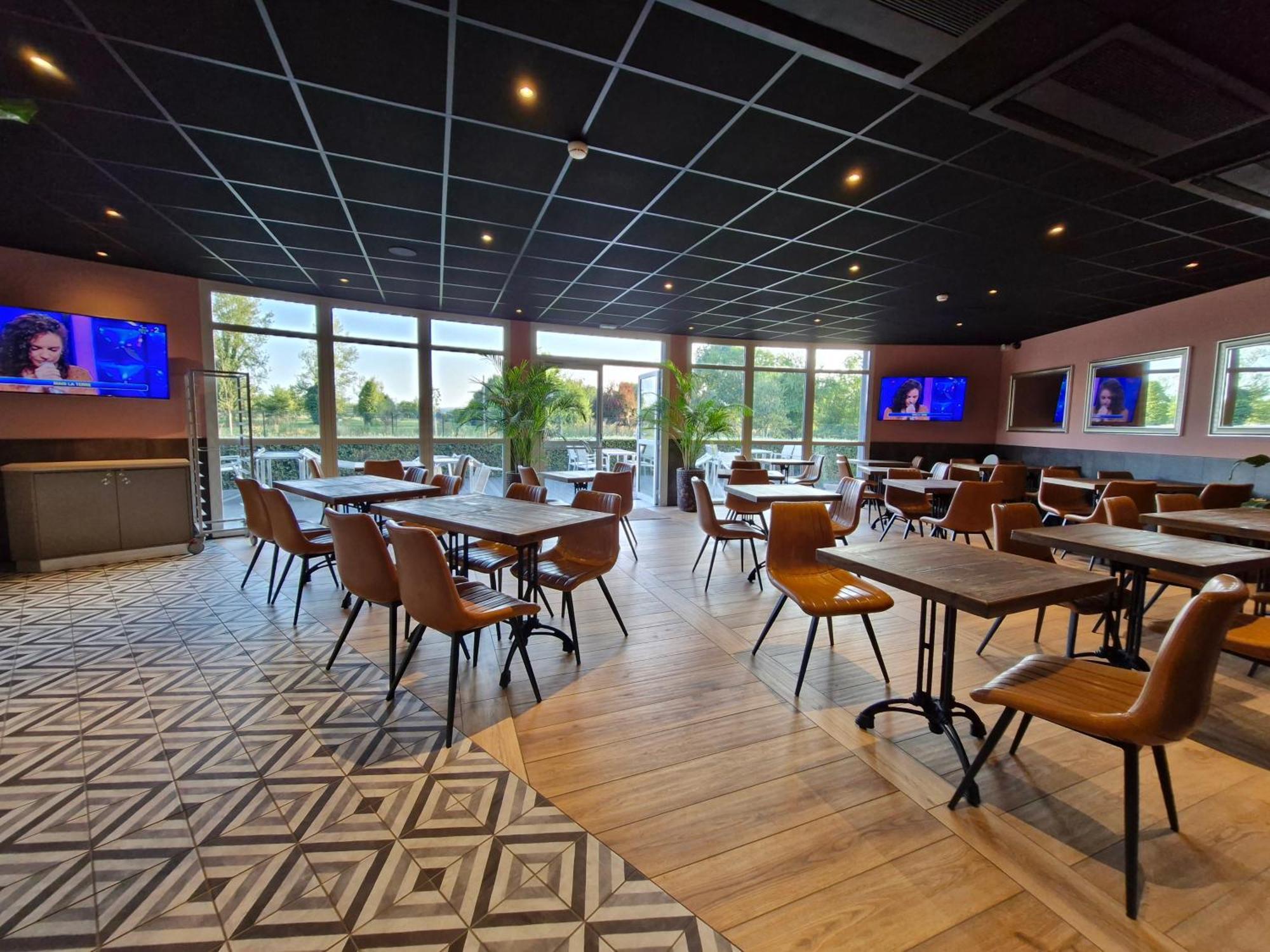 B&B Hotel Clermont-Ferrand Nord Риом Экстерьер фото
