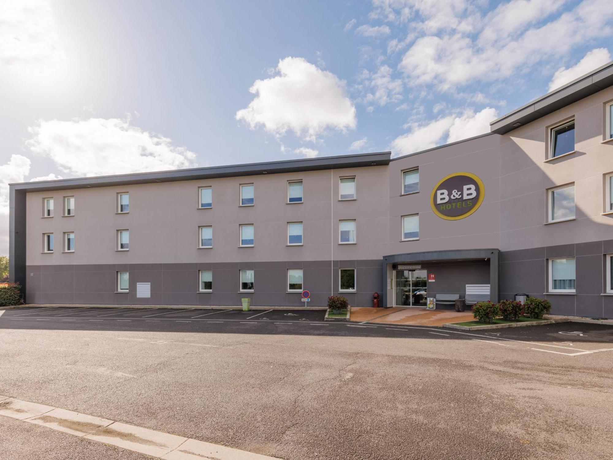 B&B Hotel Clermont-Ferrand Nord Риом Экстерьер фото
