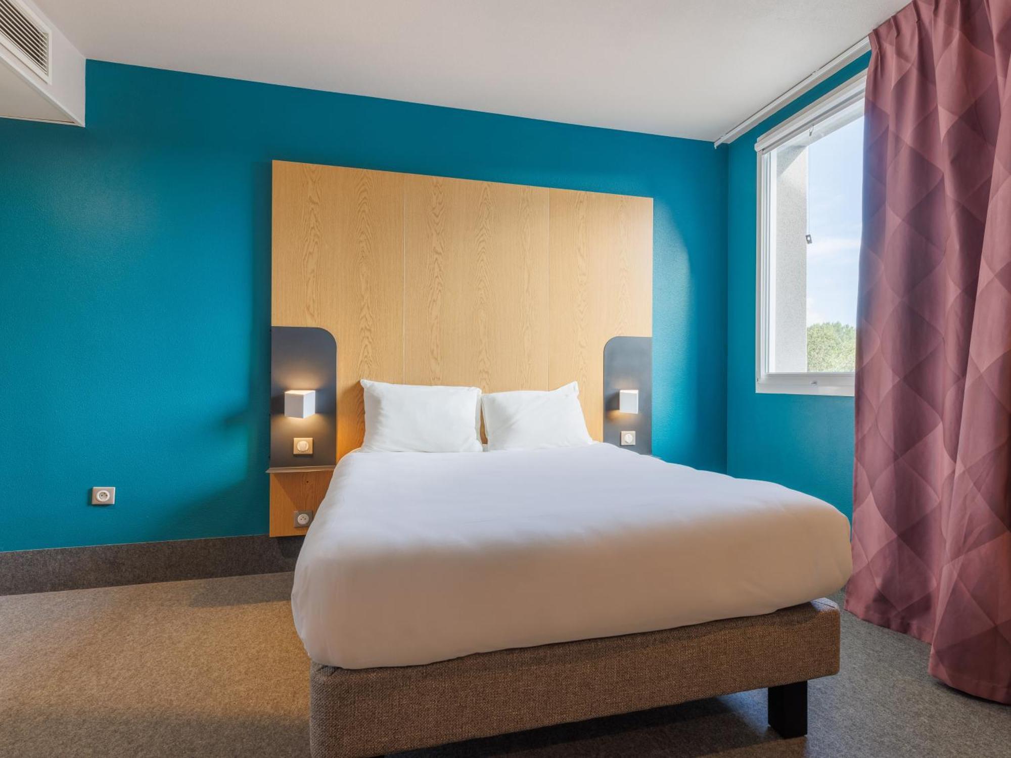 B&B Hotel Clermont-Ferrand Nord Риом Экстерьер фото