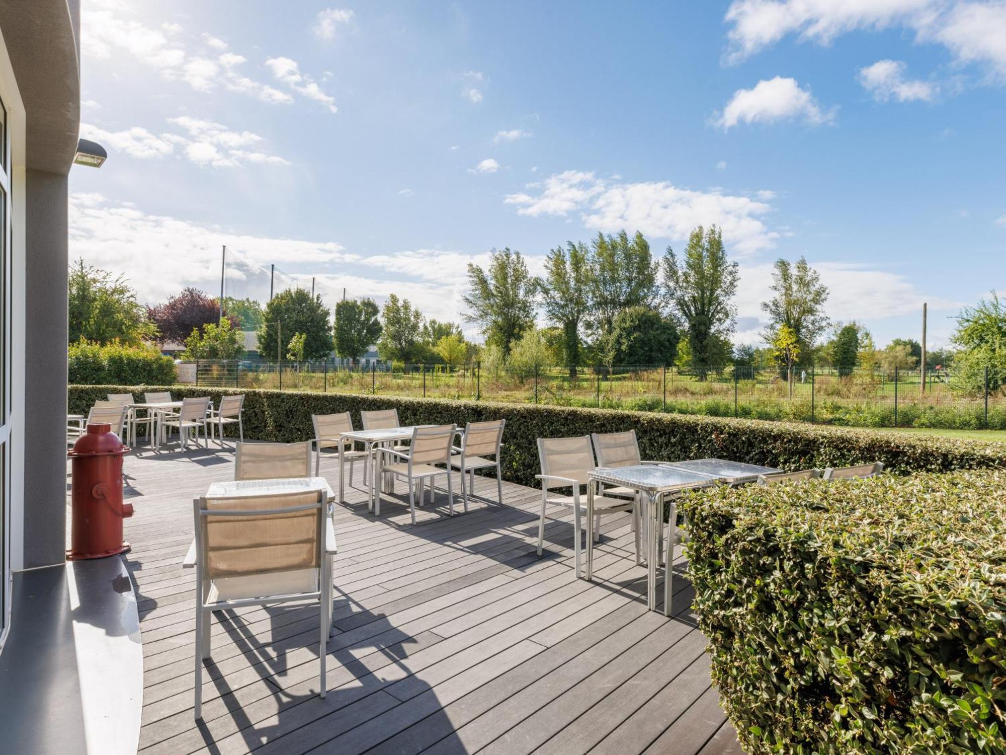 B&B Hotel Clermont-Ferrand Nord Риом Экстерьер фото