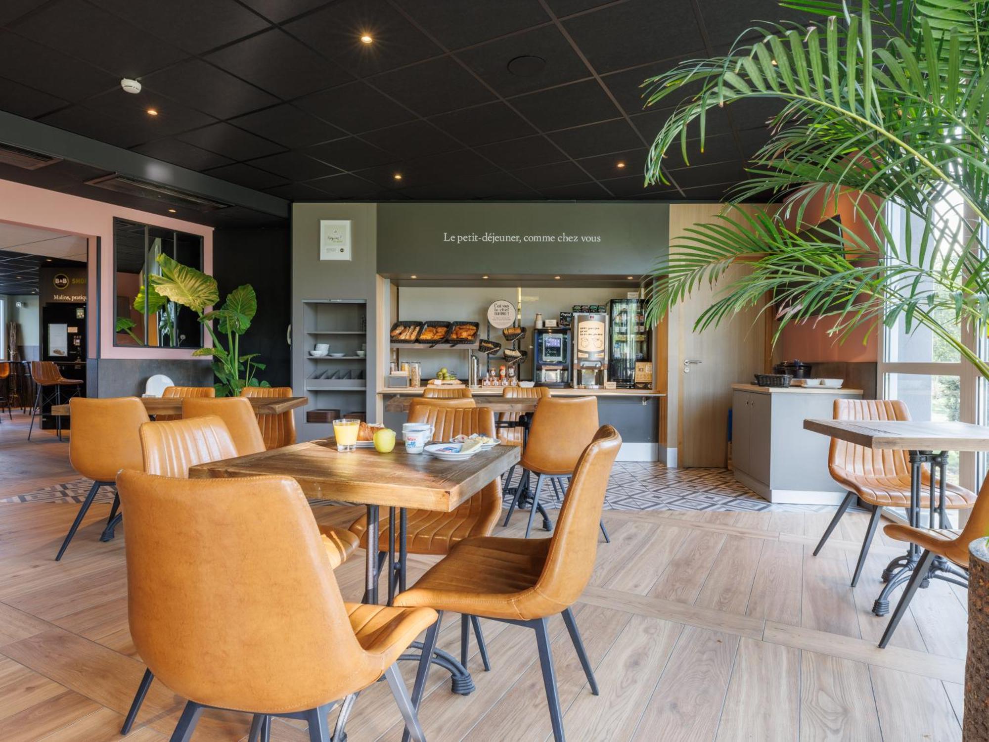 B&B Hotel Clermont-Ferrand Nord Риом Экстерьер фото